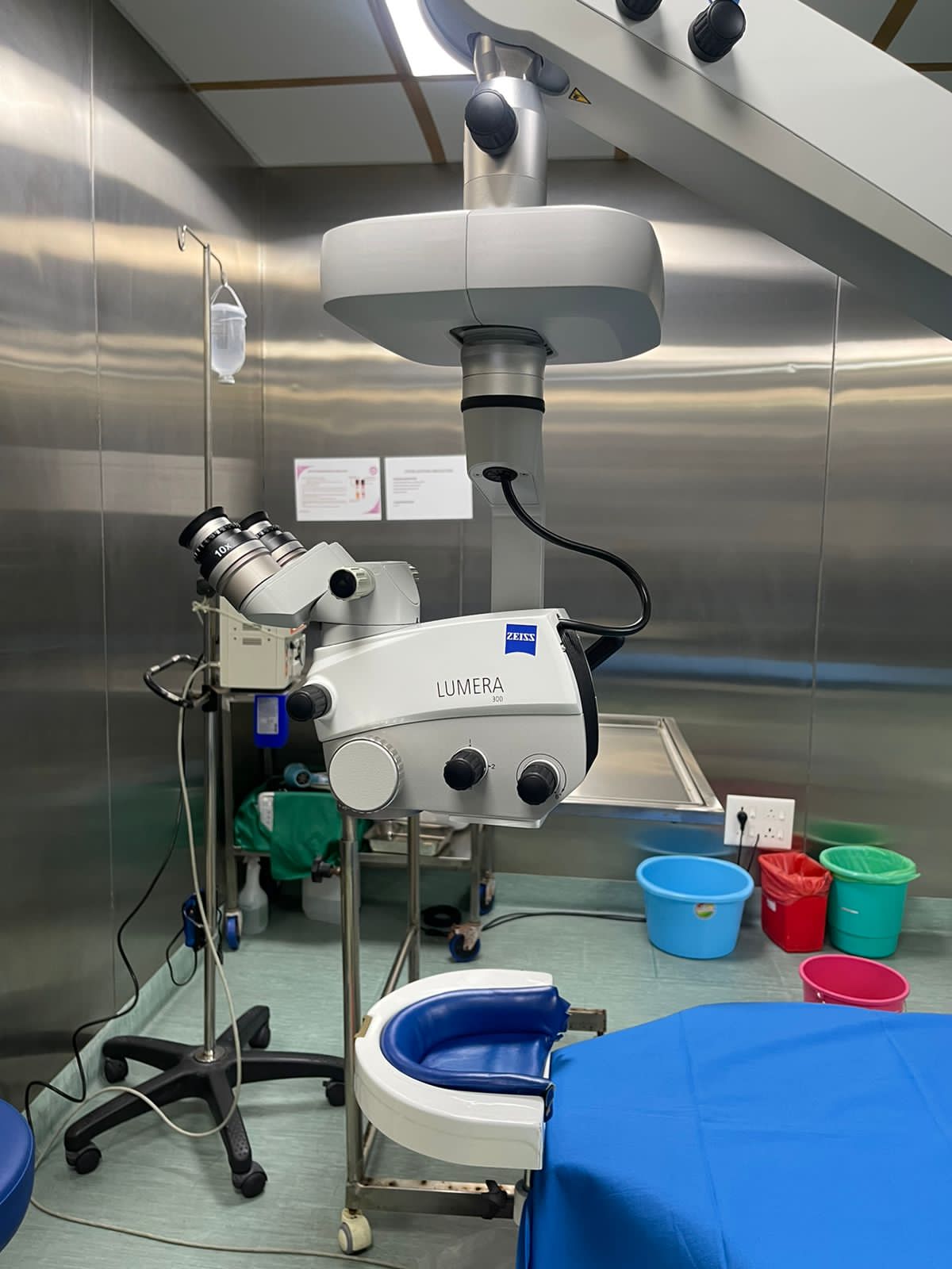 Cataract surgery setup